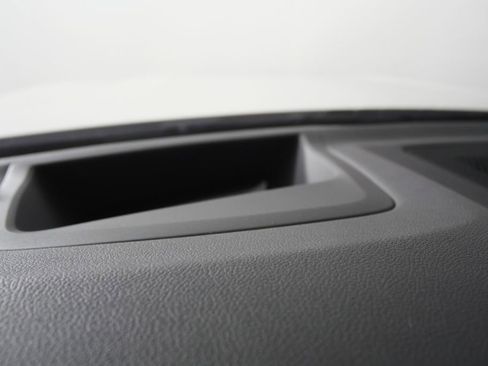 Used 2022 BMW X7 xDrive40i w/ M Sport Package image 28