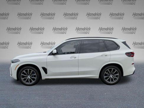 Certified 2025 BMW X5 xDrive40i w/ M Sport Package AWD/4WD image 10