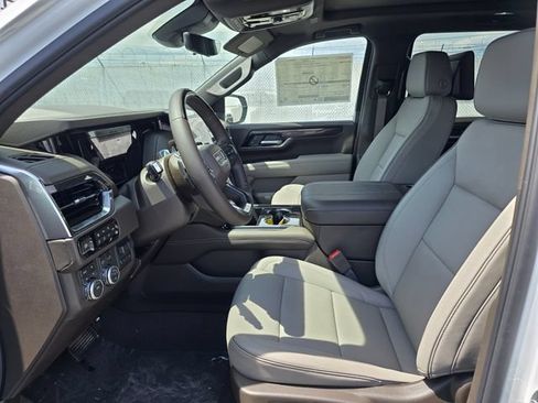 New 2026 GMC Yukon XL Elevation w/ Elevation Premium Package AWD/4WD image 25