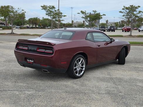 Used 2022 Dodge Challenger GT image 5