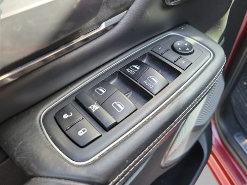 Used 2019 RAM 1500 Limited AWD/4WD image 13
