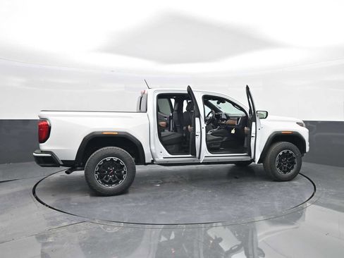 New 2026 GMC Canyon AT4 w/ Technology Plus Package image 43