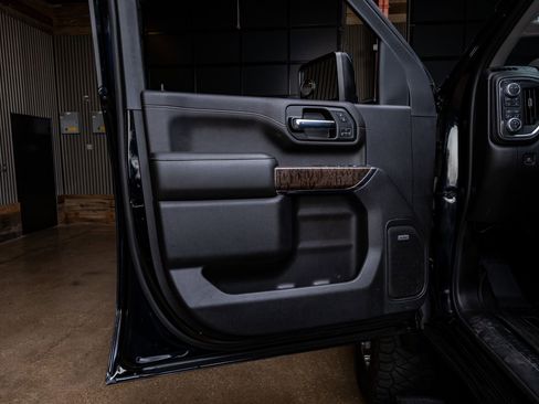 Used 2020 GMC Sierra 3500 Denali w/ Denali Ultimate Package image 35