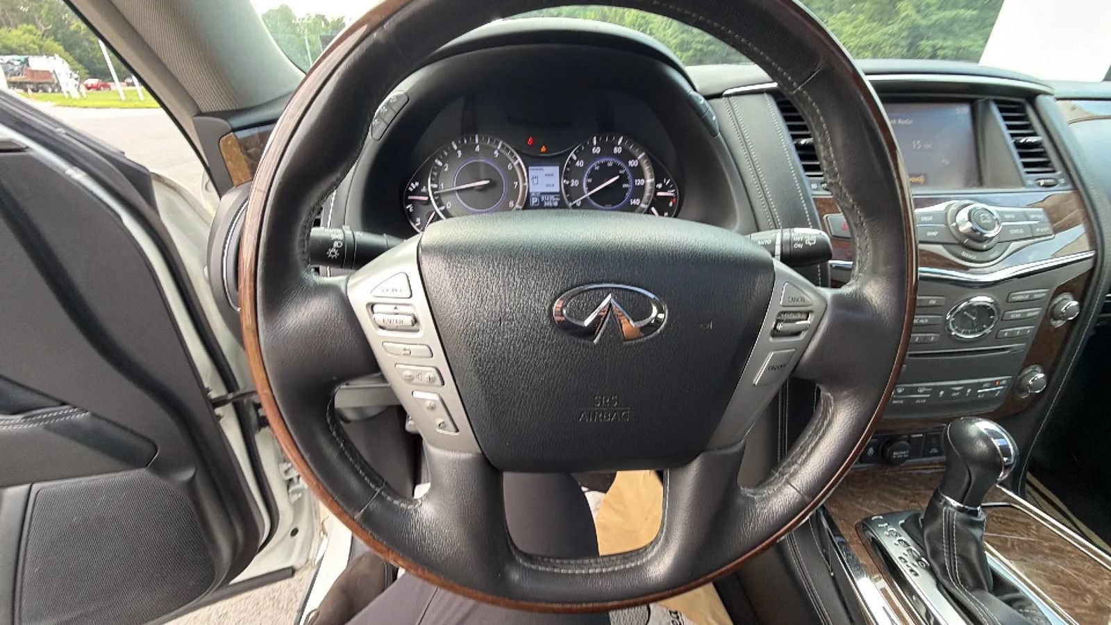 Used 2017 INFINITI QX80 2WD image 19