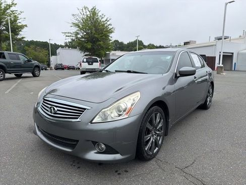 Used 2013 INFINITI G37 Journey w/ Premium Pkg RWD image 1