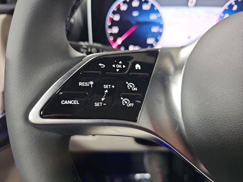 New 2026 Mercedes-Benz GLC 300 GLC 300 image 18