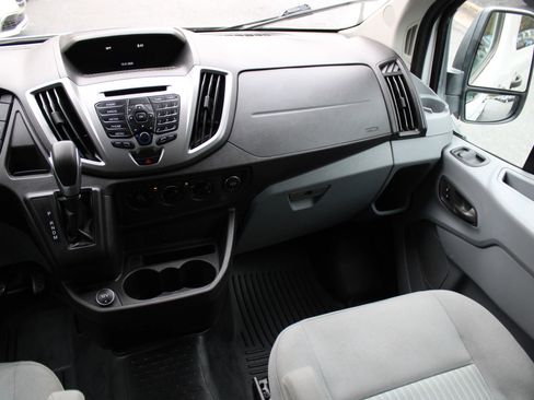 Used 2019 Ford Transit 350 XLT image 12