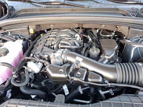 New 2025 Jeep Grand Cherokee L Limited w/ Black Appearance Package image 20