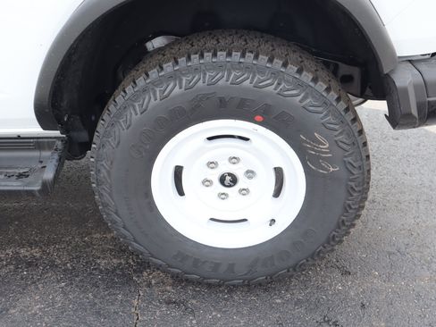 New 2026 Ford Bronco Heritage Edition AWD/4WD image 21