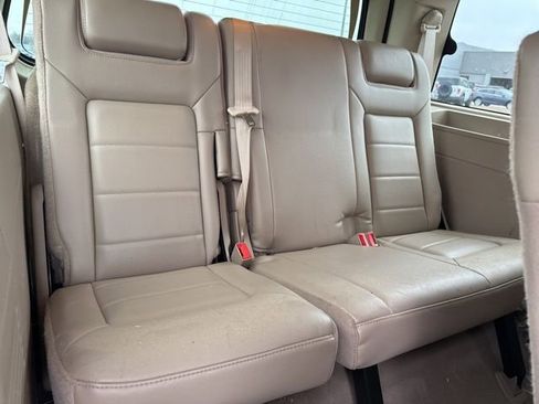 Used 2006 Ford Expedition XLT image 14