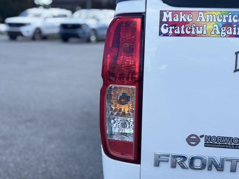 Used 2019 Nissan Frontier SV w/ Value Truck Package AWD/4WD image 28