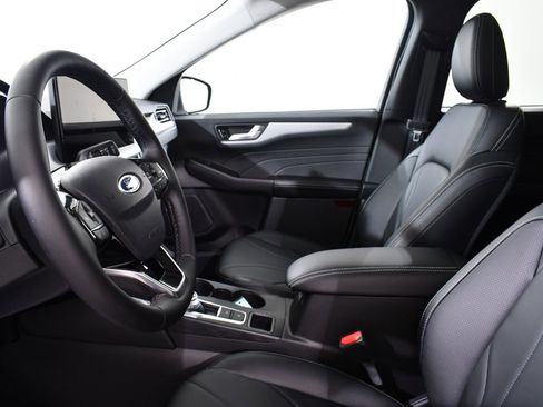 New 2025 Ford Escape SE w/ PHEV Premium Package image 13