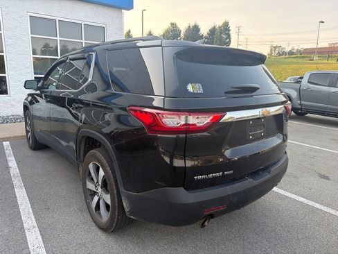 Used 2021 Chevrolet Traverse LT w/ LT Premium Package AWD/4WD image 6