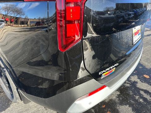 New 2026 Kia Carnival LXS image 37