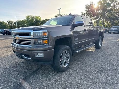 Used 2015 Chevrolet Silverado 1500 High Country w/ High Country Premium Package AWD/4WD image 8