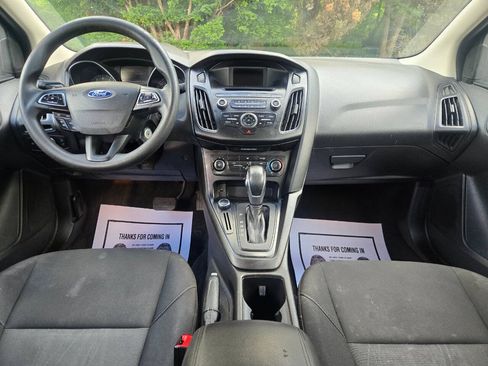 Used 2017 Ford Focus SE FWD image 34