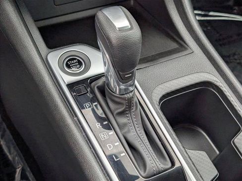 Used 2023 Nissan Sentra SV FWD image 12