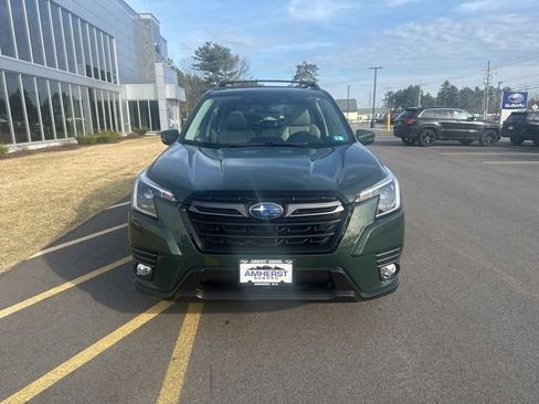 Used 2022 Subaru Forester Limited AWD/4WD image 2