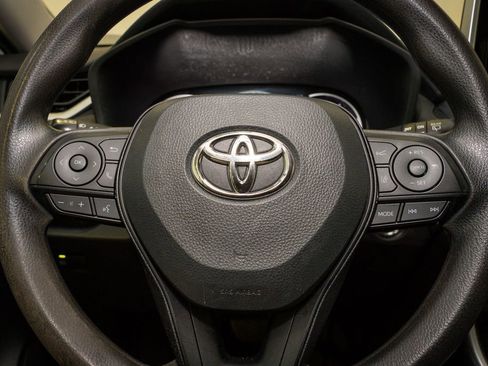 Used 2023 Toyota RAV4 XLE image 17