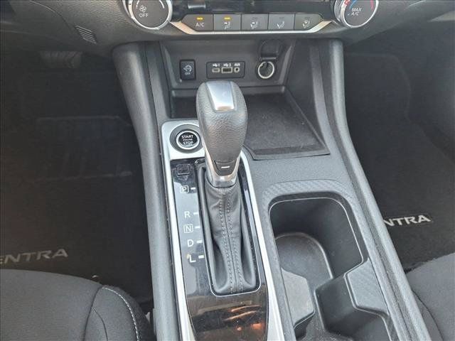 Used 2025 Nissan Sentra SV FWD image 12