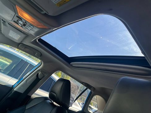 Used 2021 Toyota RAV4 XLE Premium AWD/4WD image 22