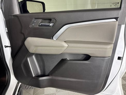 Certified 2023 Chevrolet Colorado ZR2 w/ ZR2 Convenience Package III AWD/4WD image 47