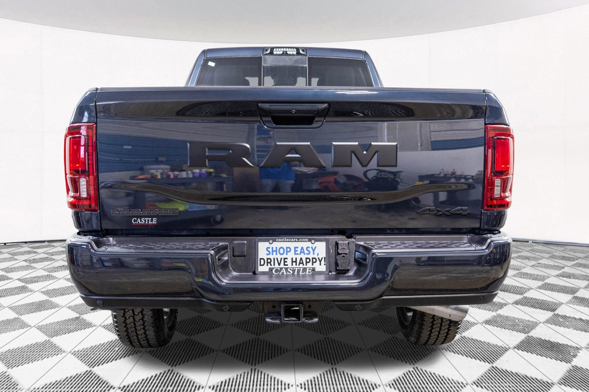 New 2026 RAM 3500 Laramie AWD/4WD image 18
