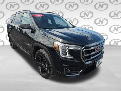 Used 2024 GMC Terrain AT4 w/ Tech Package AWD/4WD image 14