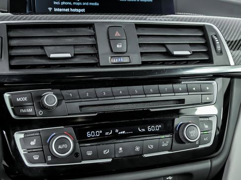 Used 2020 BMW M4 Convertible w/ Competition Package image 38