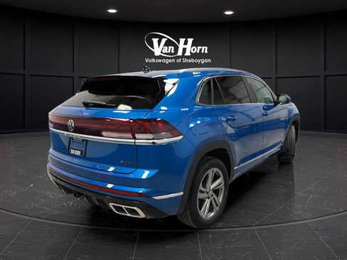 Used 2024 Volkswagen Atlas Cross Sport SEL R-Line AWD/4WD image 3