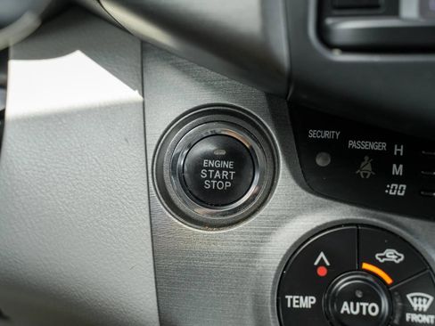 Used 2012 Toyota RAV4 Limited w/ Navigation Value Pkg AWD/4WD image 22