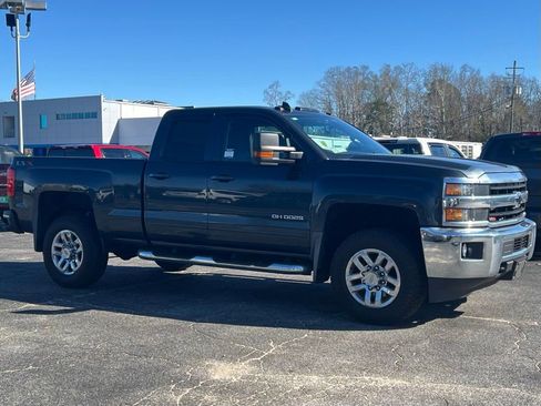 Used 2018 Chevrolet Silverado 2500 LT w/ All Star Edition image 2