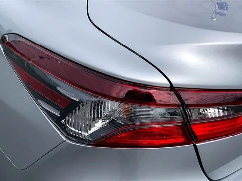 Used 2024 Toyota Camry LE w/ Convenience Package FWD image 28
