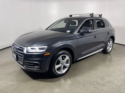 Used 2020 Audi Q5 Prestige image 7