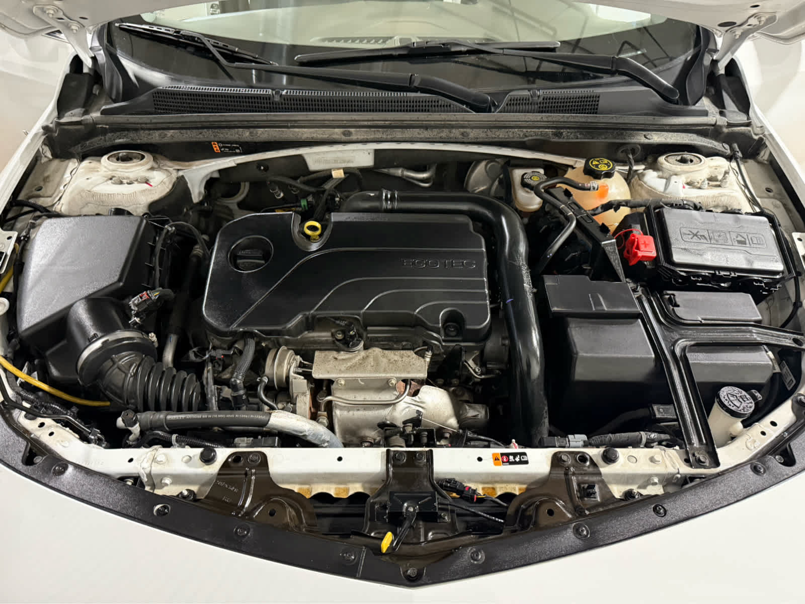 Used 2022 Chevrolet Malibu LS FWD image 12