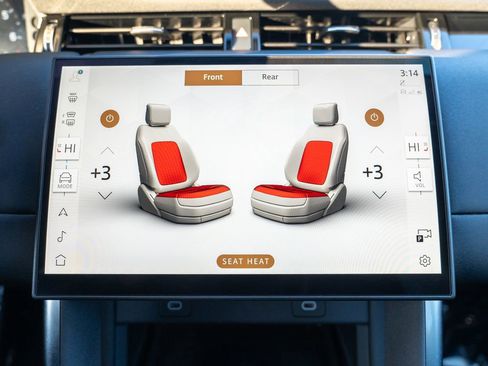 Used 2025 Land Rover Discovery Sport S image 32