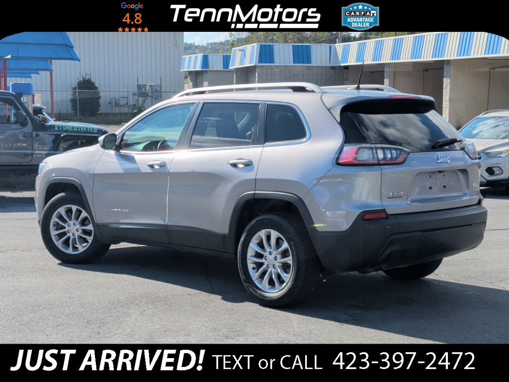 Used 2019 Jeep Cherokee Latitude w/ Cold Weather Group AWD/4WD image 7