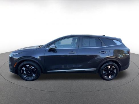 Used 2026 Kia Sportage LX FWD image 9