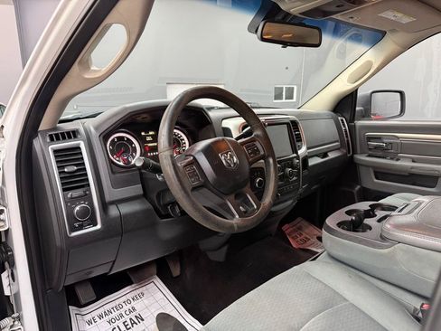 Used 2016 RAM 2500 SLT AWD/4WD image 15