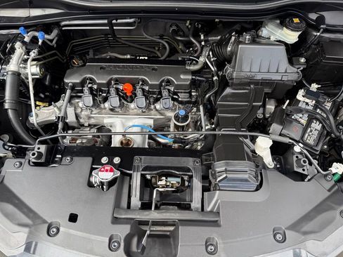 Used 2018 Honda HR-V LX image 11