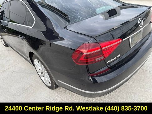 Used 2018 Volkswagen Passat 2.0T SE FWD image 9