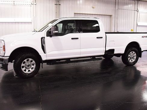 Used 2024 Ford F250 XLT w/ 360-Degree Camera Package image 4