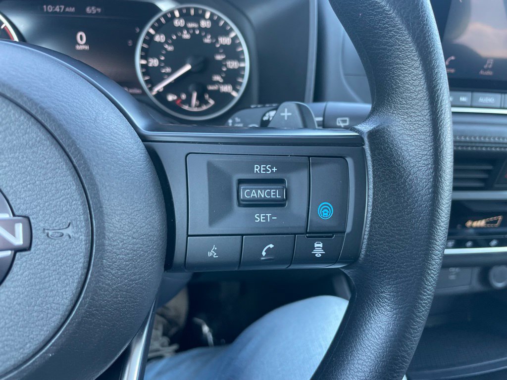 Used 2024 Nissan Rogue SV FWD image 21