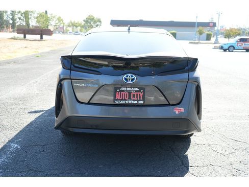 Used 2017 Toyota Prius Prime Premium w/ Carpet Mat Package FWD image 6