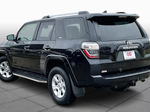 Used 2021 Toyota 4Runner SR5 Premium image 11