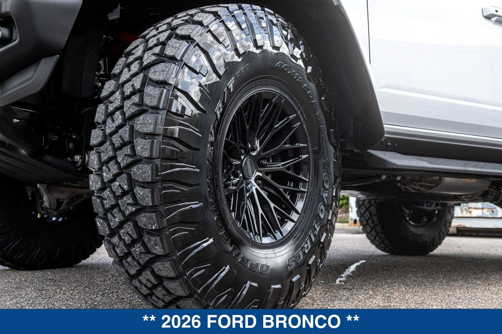New 2026 Ford Bronco Raptor AWD/4WD image 27