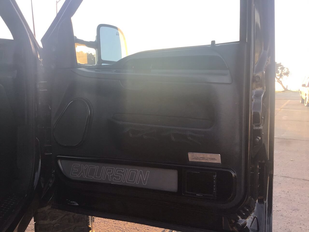 Used 2001 Ford Excursion XLT AWD/4WD image 43