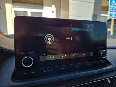 Used 2023 Acura Integra A-Spec image 25