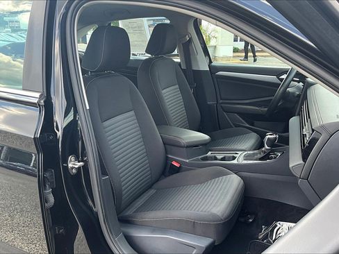Used 2025 Volkswagen Jetta S FWD image 7