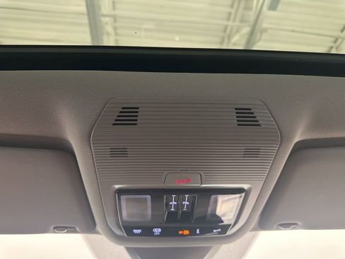 New 2026 Volkswagen Atlas SE AWD/4WD image 21